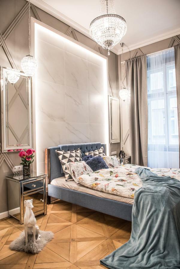 Dali Wenceslas Square Apartment Prague Luaran gambar
