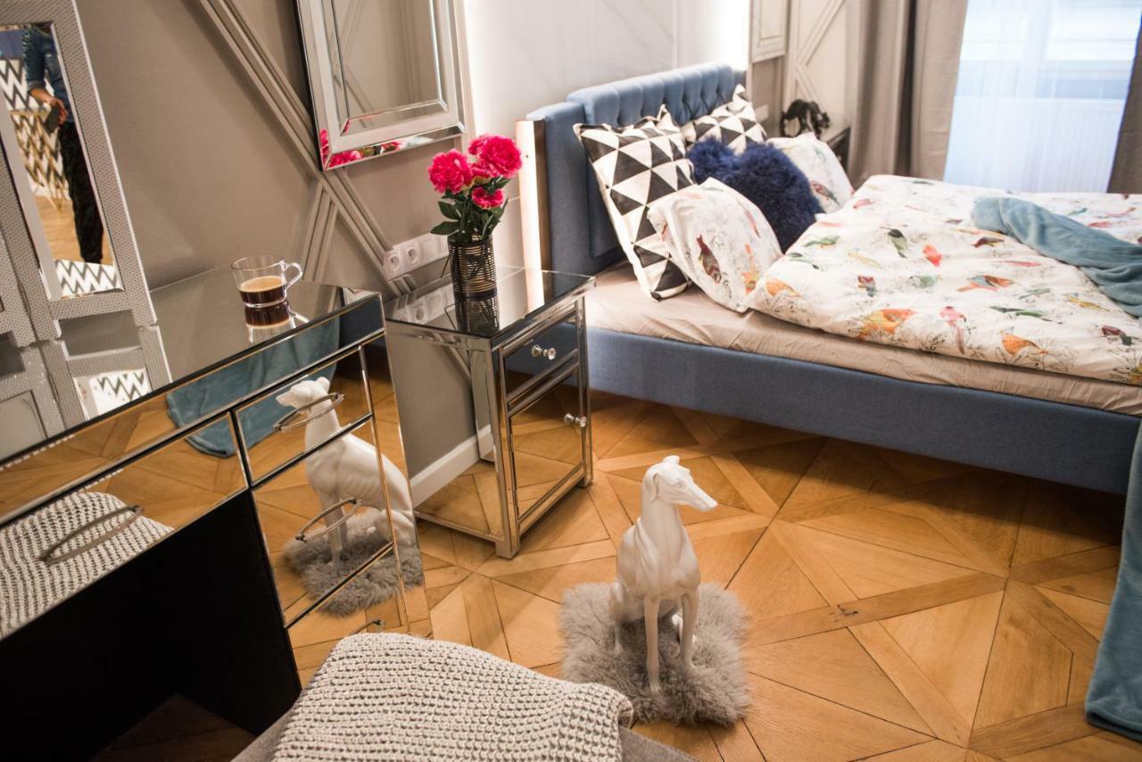 Dali Wenceslas Square Apartment Prague Luaran gambar