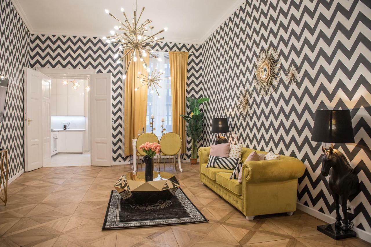 Dali Wenceslas Square Apartment Prague Luaran gambar