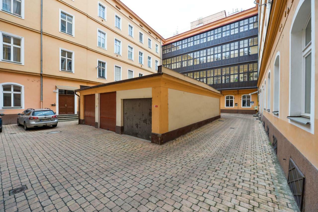 Dali Wenceslas Square Apartment Prague Luaran gambar