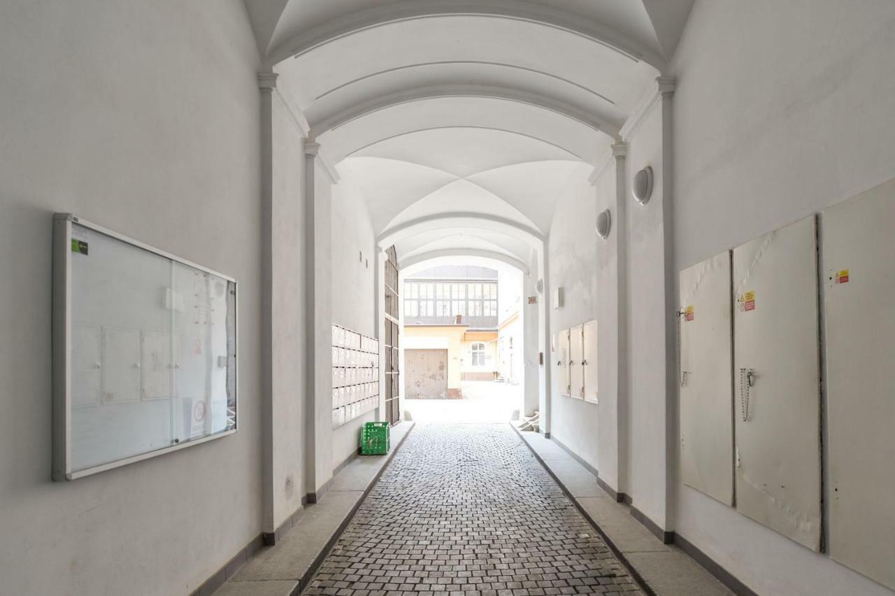 Dali Wenceslas Square Apartment Prague Luaran gambar