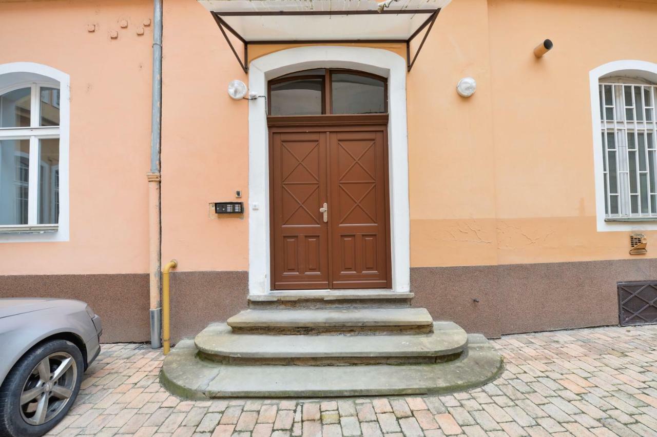 Dali Wenceslas Square Apartment Prague Luaran gambar